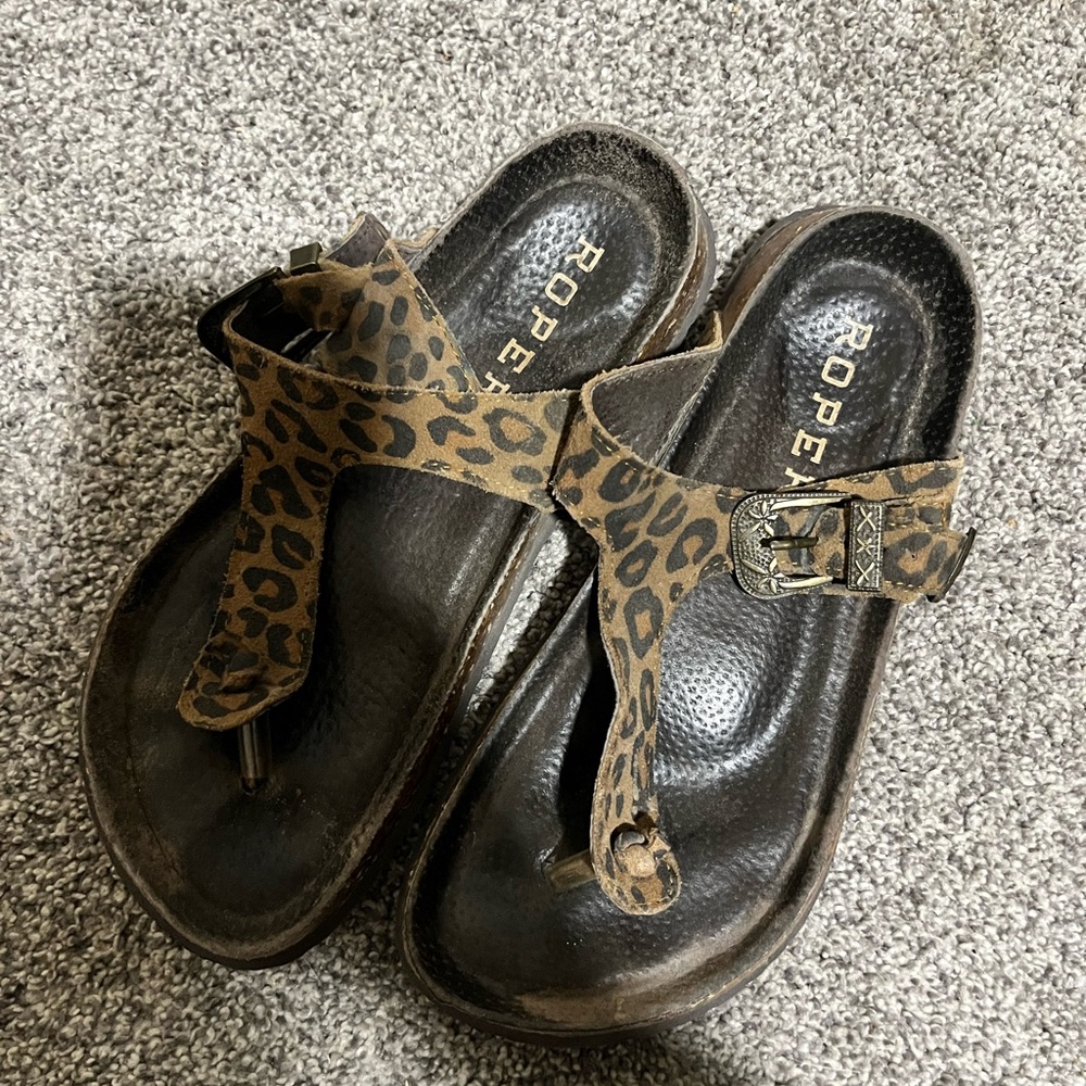 Roper leopard sandals size 7